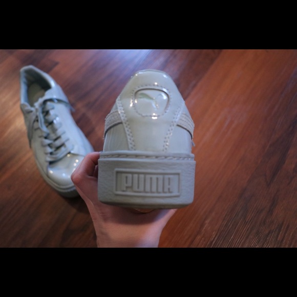 Puma Basket Platform Patent Sneakers (Size 9.5) - Picture 5 of 6